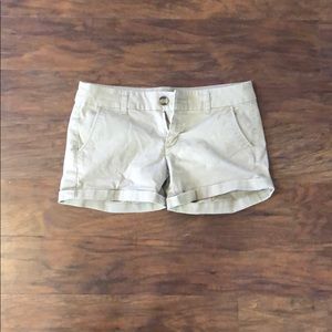 American eagle tan shorts